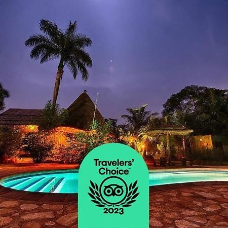 Afro Smile Hotel & Guest House - Джинджа Экстерьер фото